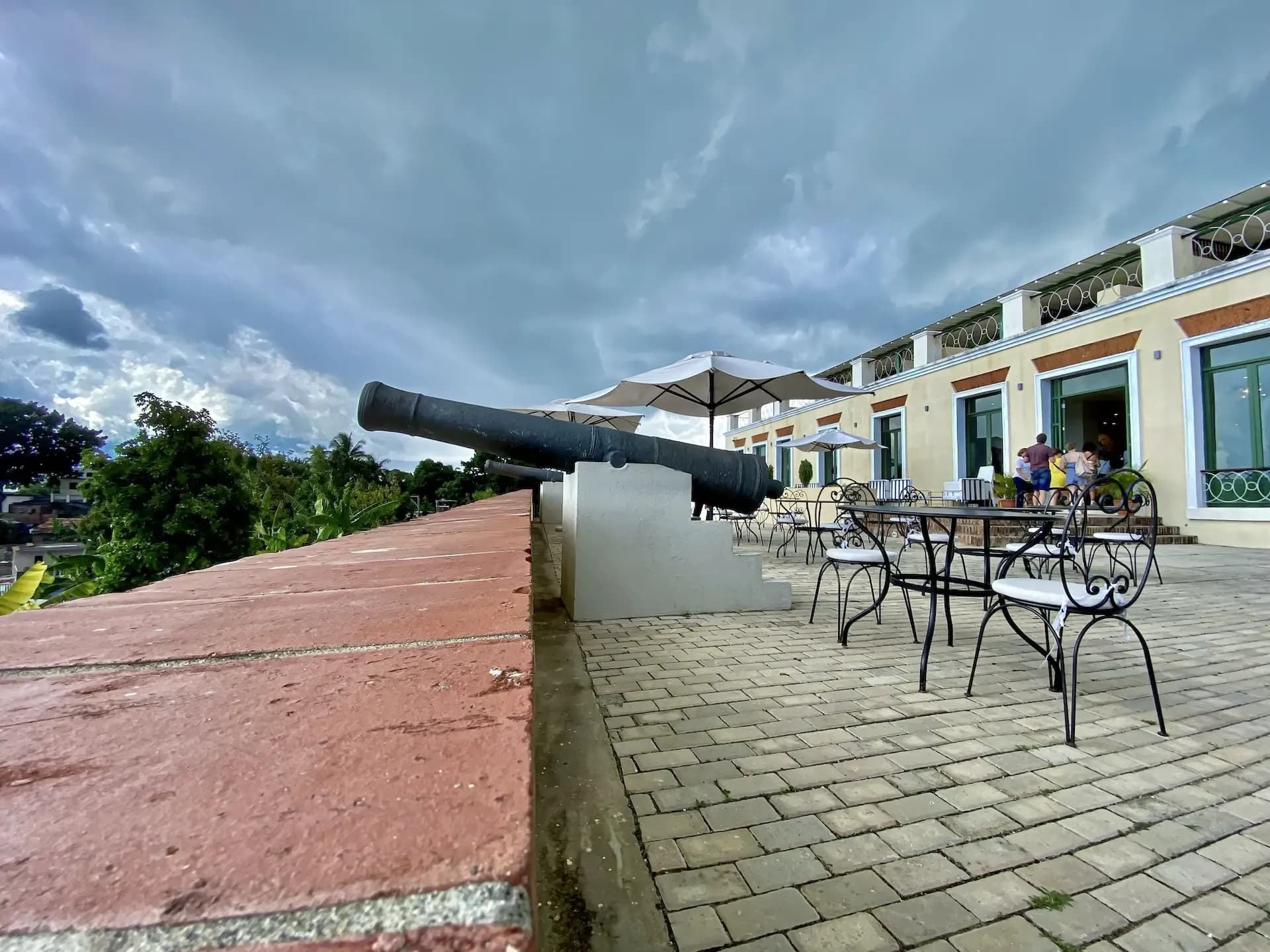 lapopa-front-entrance